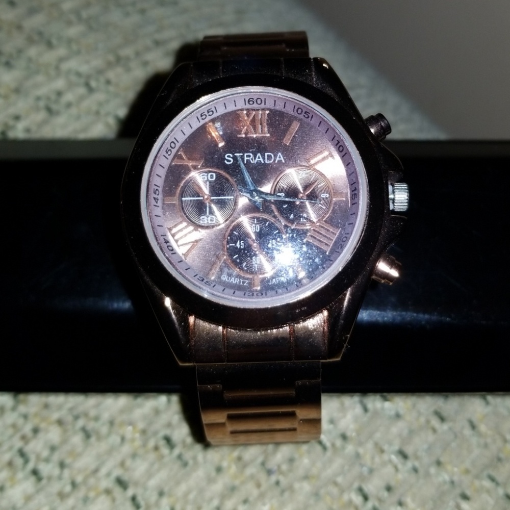 Strada Watch - Picture 4 of 5